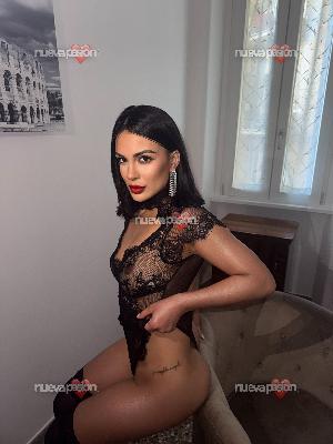 Una brasileña caliente y fogosa