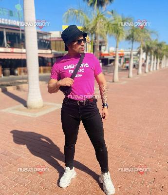 EL MORENO ALEX VENEZOLANO REVIENTA OJETES FIESTERO DOMINANTE LECHERO