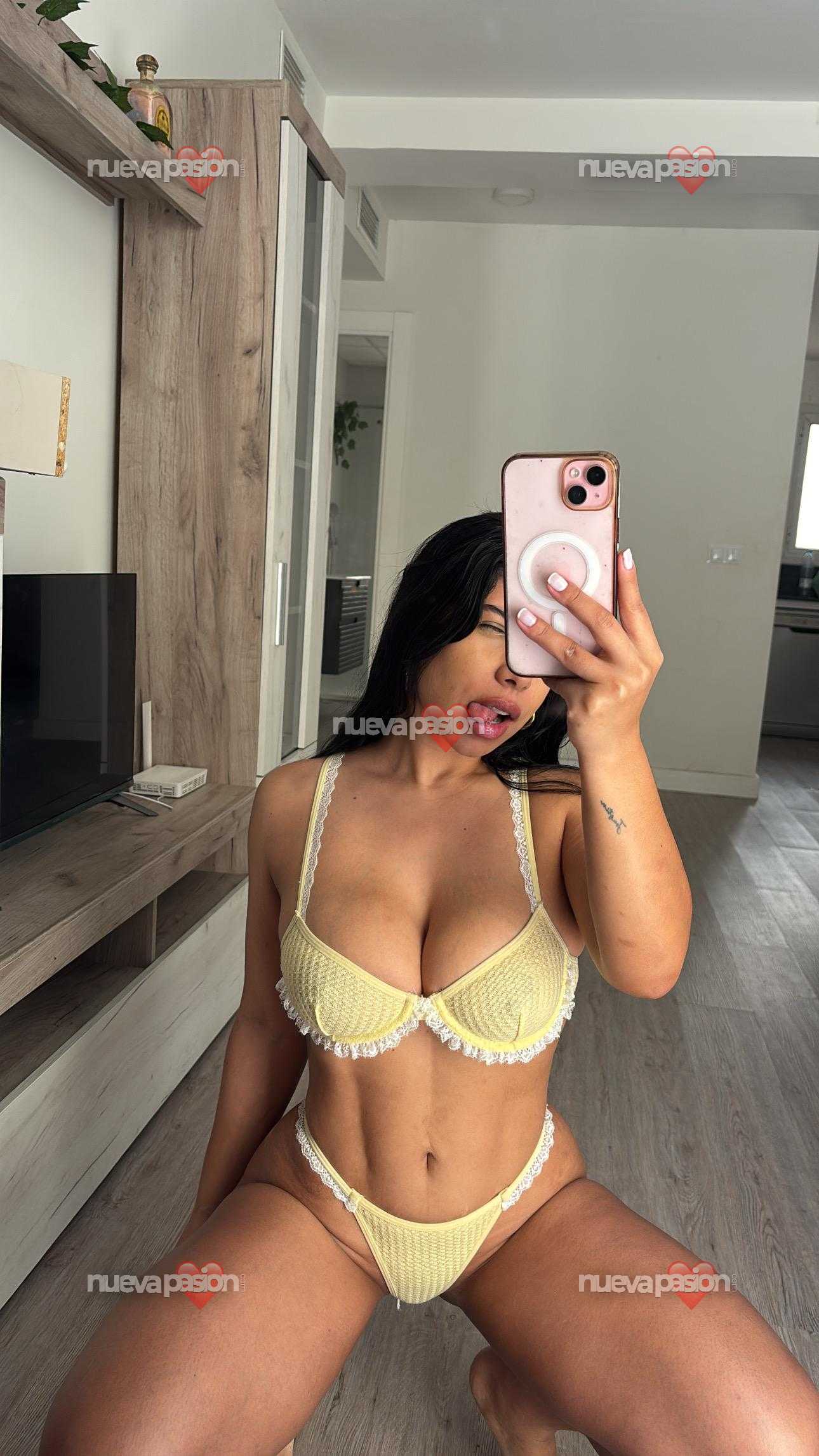 Eva photo 8