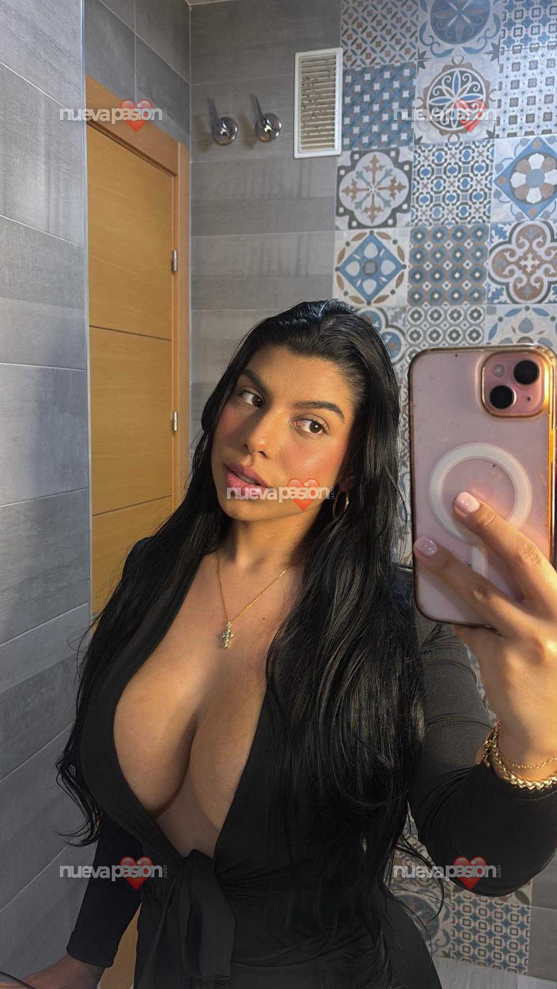 Eva photo 2