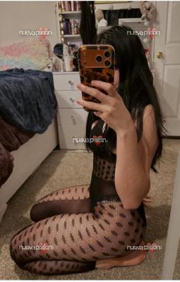 ARDIENTE DELICIOSA IRRESISTIBLE LUJURIOSA COMPLACIENTE