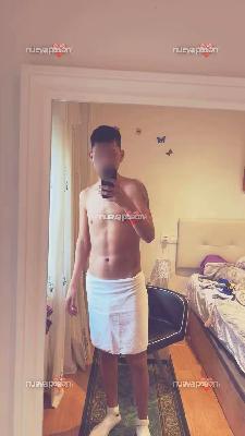 EN BURGOS VARONIL EXQUISITO FIESTERO COMPLACIENTE