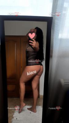 SEDUCTORA JOVENCITA CON GANAS DE CACHONDEO Y PLACER