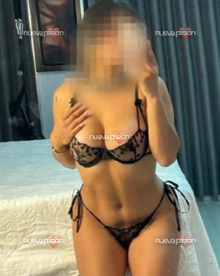 Hermosa morena sexy 🔥🍆