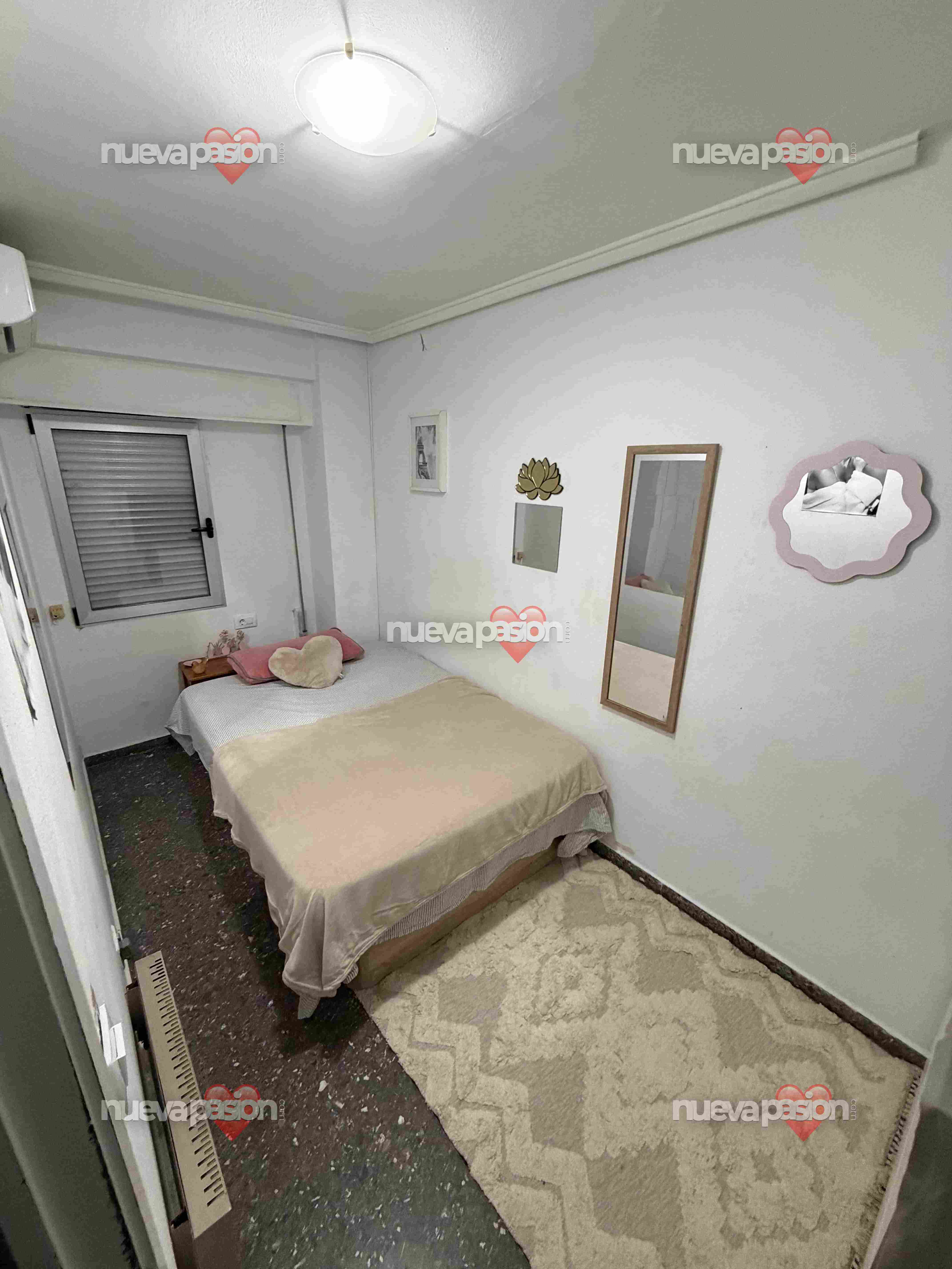 Escort 27 photo 4