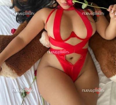 Carolina dame toda la lechita