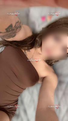 Carismatica Joven, extrovertida, elegante, alegre pura seducción