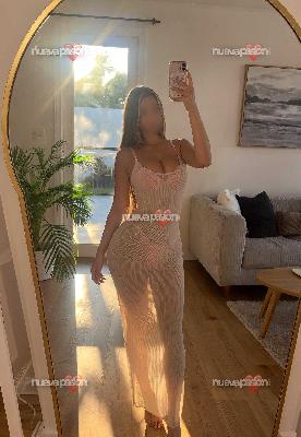 Estoy disponible para satisfacer tus necesidades con discreción. Escríbeme, lo haremos todo en privado.