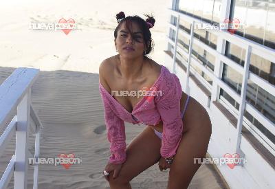 MORENA DELGADA MUY GUAPA