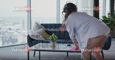 Chica de limpieza hot