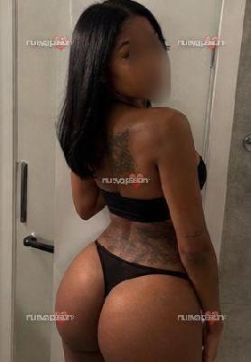 DIOSA DE EBONA, MORENA EXQUISITA Y SUPER COMPLETA