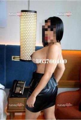 LIA MORENA TETONA , CON GANAS DE FIESTA Y AMBIENTE CHISPOSO Y PICARO, EN TUDELA