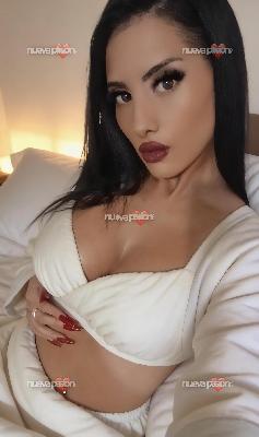 Nicol seducción en línea disponible para ti solo virtual