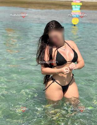 soy Carolina recién llegada a granada 💗una chica elegante, cariñosa muy discreta. Me encanta ofrecer momentos especiales llenos de buenas compañía, conversación 💬 y complicidad. Atiendo caballero educad